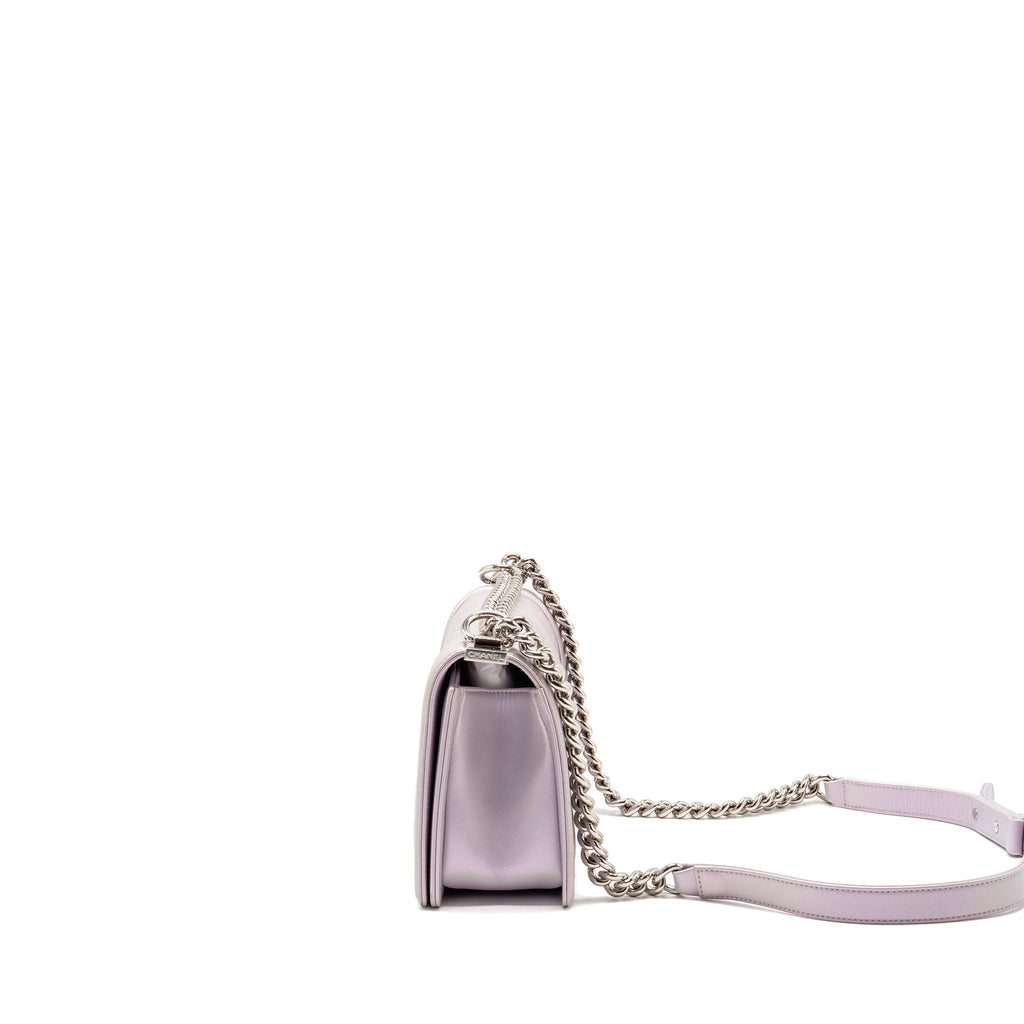 Chanel medium boy bag chevron Lambskin iridescent lilac SHW