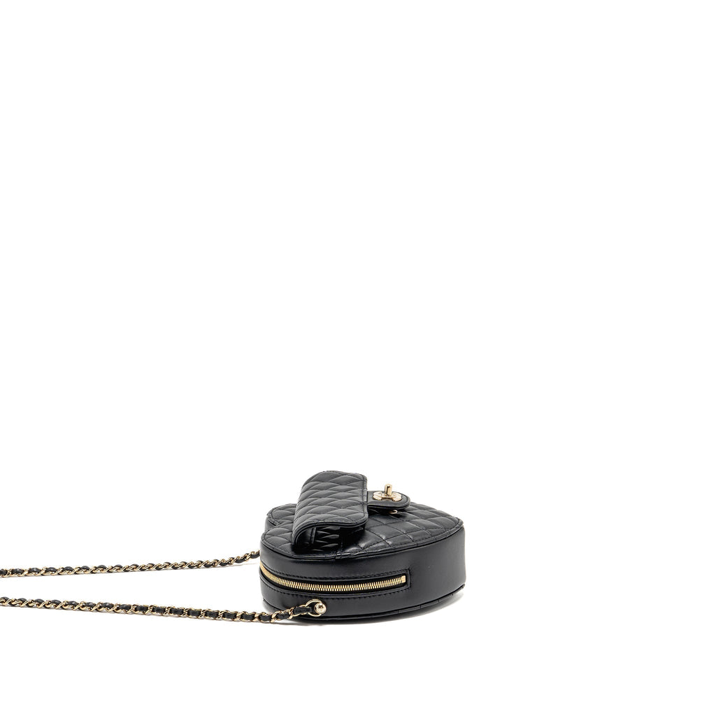 CHANEL 22S HEART BAG LAMBSKIN BLACK LGHW (MICROCHIP)