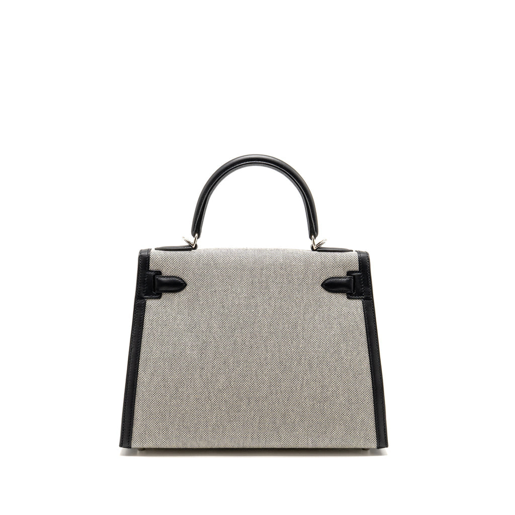 HERMES KELLY 28 SELLIER TOILE H / SWIFT ECRU - BLACK / BLACK SHW