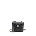 CHANEL FLAP VANITY WITH CHAIN LAMBSKIN BLACK LGWH (MICROCHIP)