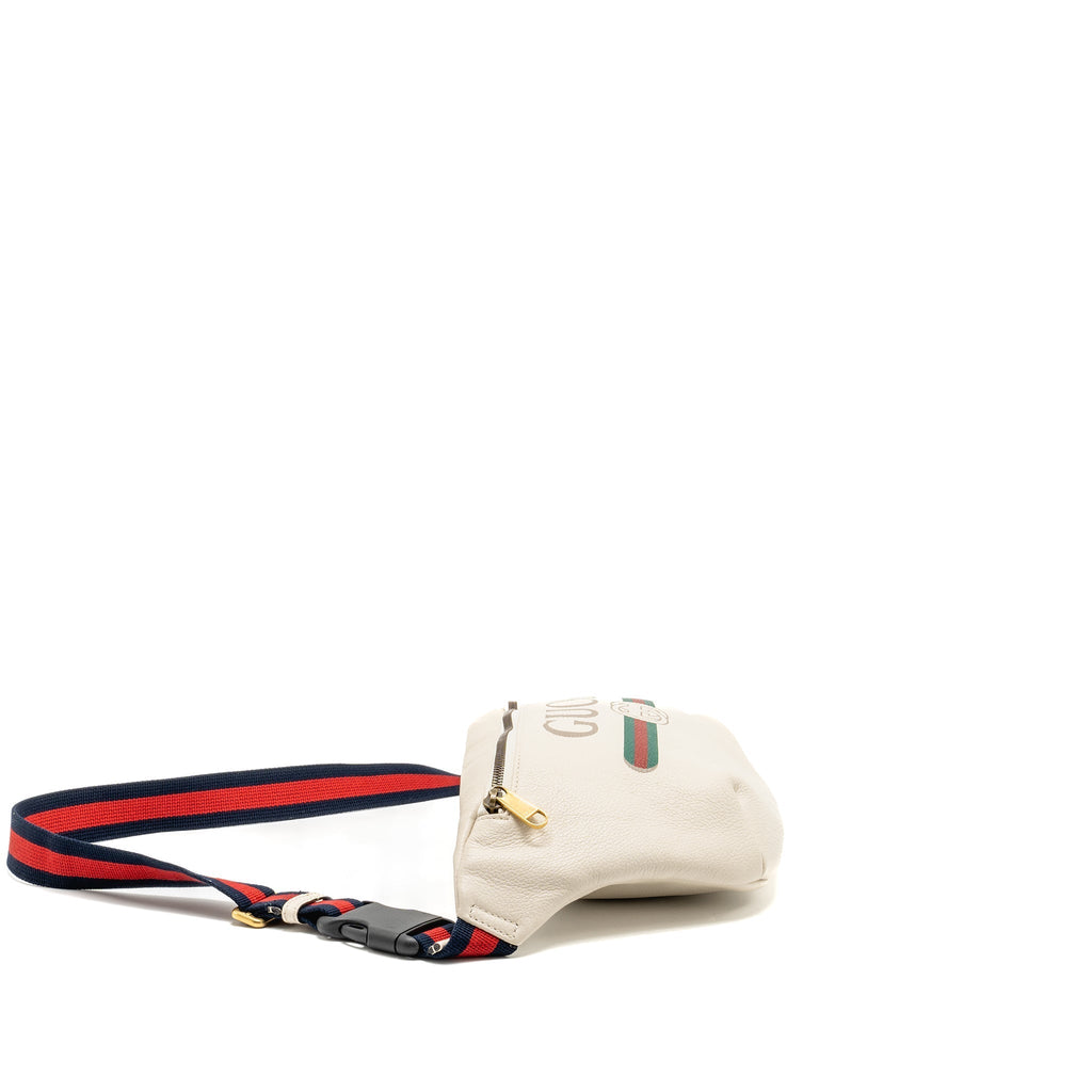 GUCCI LOGO PRINT BELT BAG CALFSKIN WHITE GHW