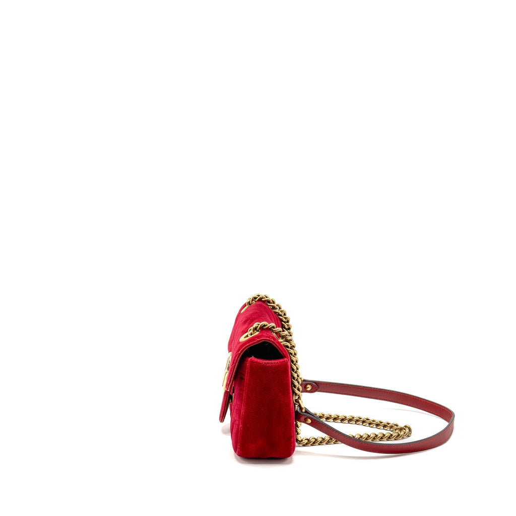 GUCCI SMALL GG MARMONT BAG VELVET RED GHW