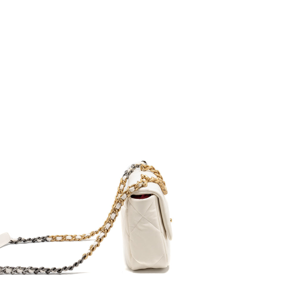 CHANEL SMALL 19 BAG LAMBSKIN WHITE MULTICOLOUR HARDWARE (MICROCHIP)