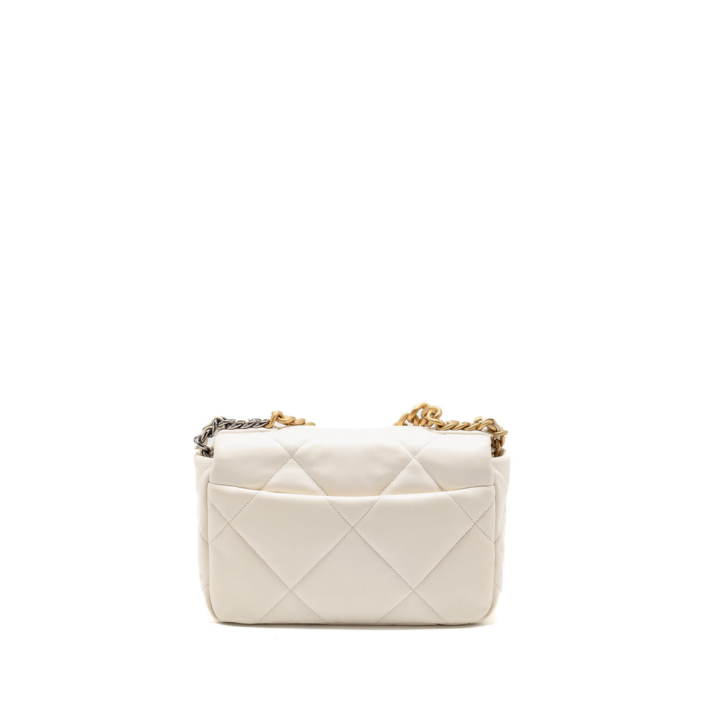 CHANEL SMALL 19 BAG LAMBSKIN WHITE MULTICOLOUR HARDWARE (MICROCHIP)