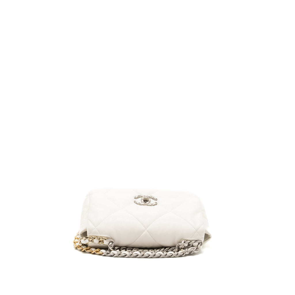 CHANEL SMALL 19 BAG LAMBSKIN WHITE MULTICOLOUR HARDWARE (MICROCHIP)