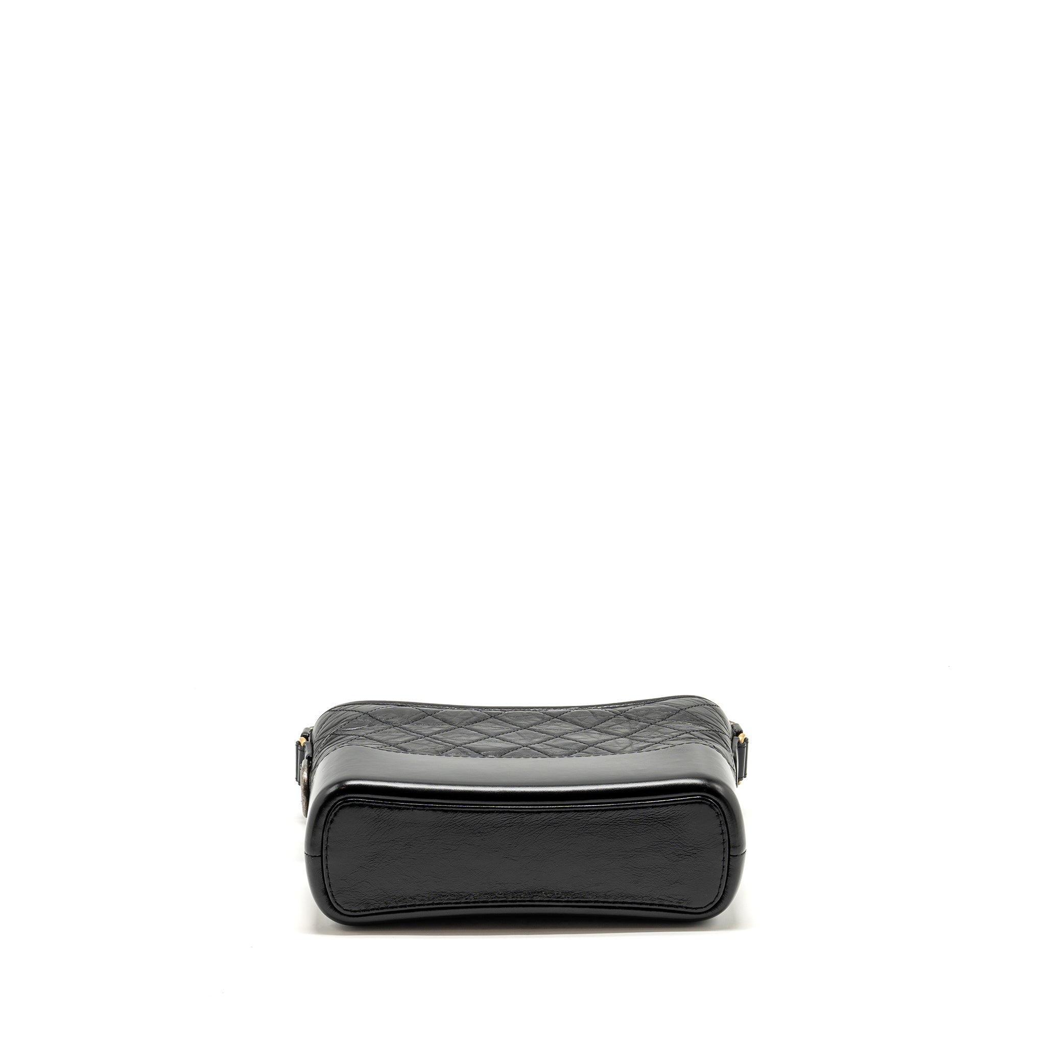 CHANEL NEW MEDIUM GABRIELLE HOBO BAG CALFSKIN BLACK MULTICOLOUR HARDWARE (MICROCHIP)