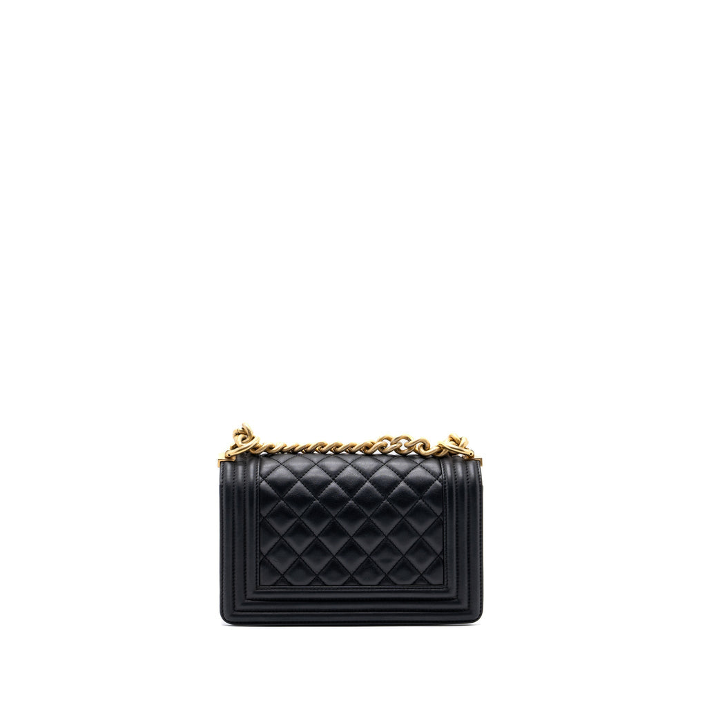 CHANEL SMALL BOY BAG CALFSKIN BLACK GHW