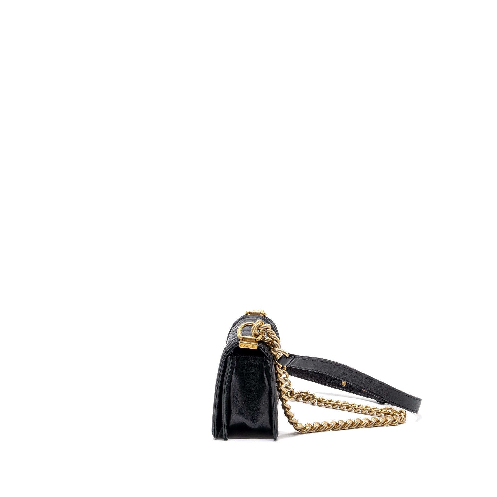 CHANEL SMALL BOY BAG CALFSKIN BLACK GHW