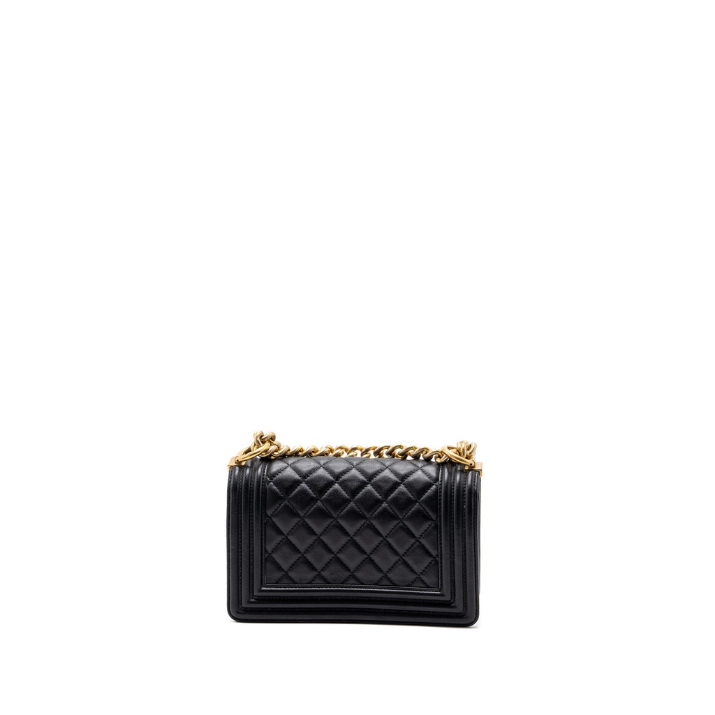 CHANEL SMALL BOY BAG CALFSKIN BLACK GHW