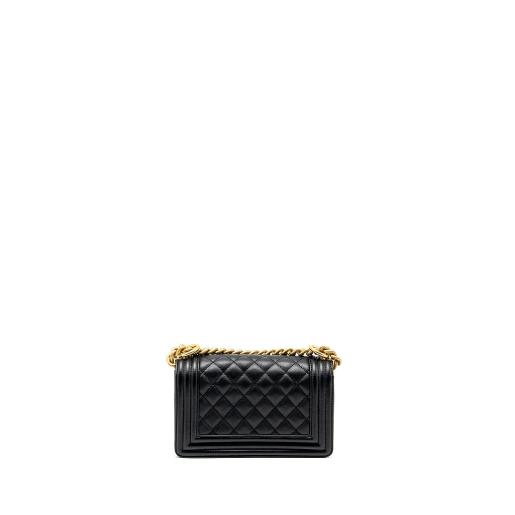 CHANEL SMALL BOY BAG SMOOTH CALFSKIN BLACK GHW(MICROCHIP)