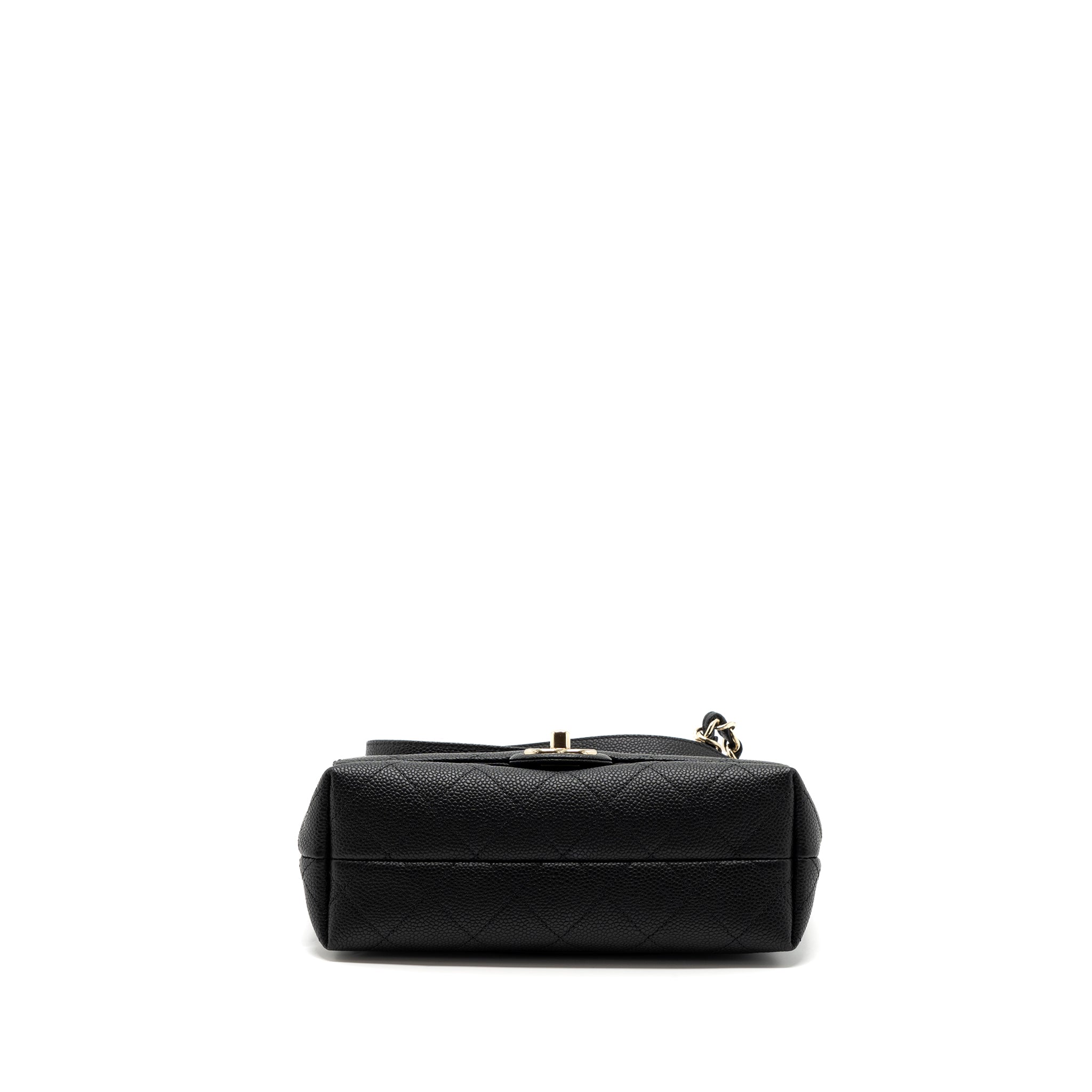 CHANEL FLAP BAG WITH CHAINS HANDLE QUILTED CALFSKIN BLACK GHW