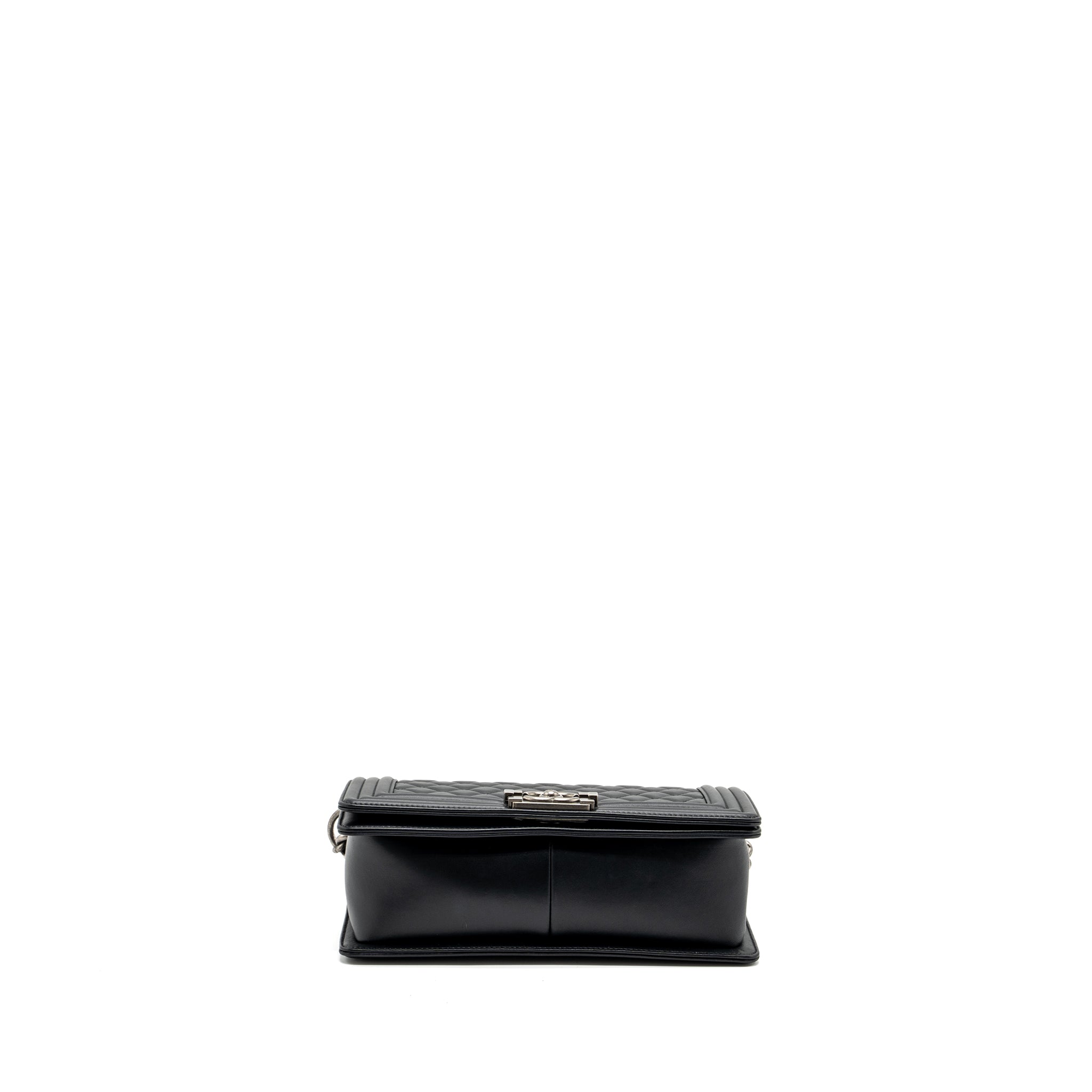 CHANEL MEDIUM BOY BAG LAMBSKIN BLACK RUTHENIUM HARDWARE