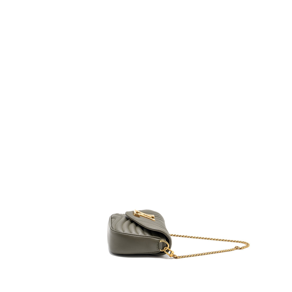 LOUIS VUITTON NEW WAVE MULTI POCHETTE CALFSKIN KAKI GREEN GHW