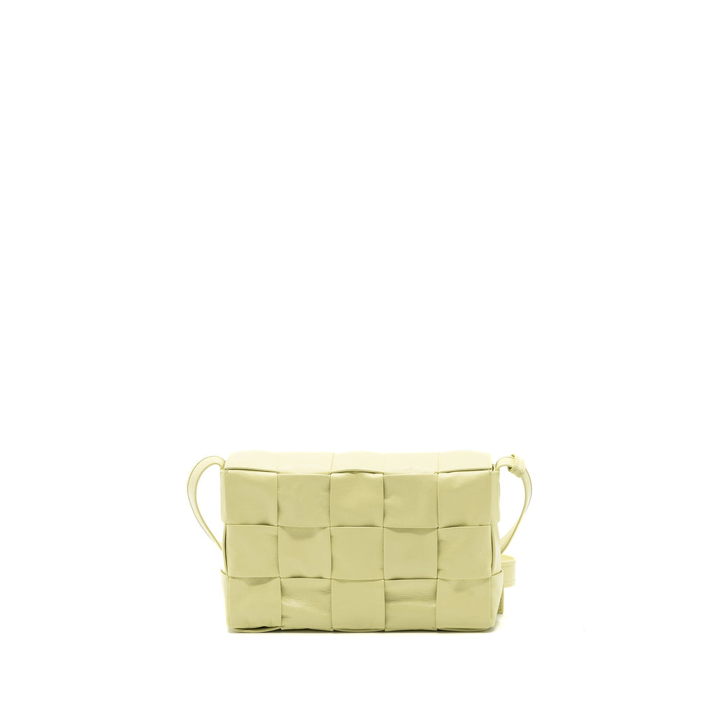 BOTTEGA VENETA SMALL CASSETTE BAG LEMON WASHED SHW