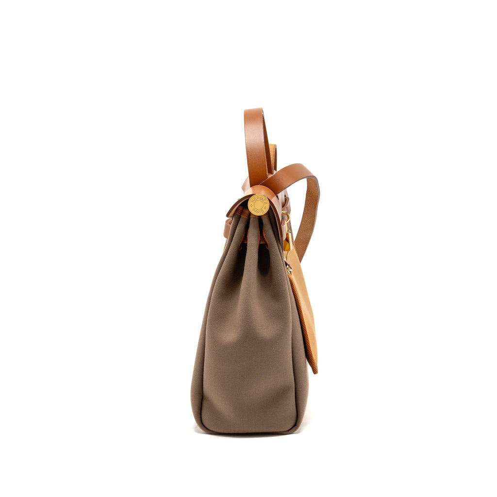 HERMES HERBAG 31 ZIP BAG CANVAS / HUNTER LEATHER ETOUPE / DUNE / FAUVE GHW