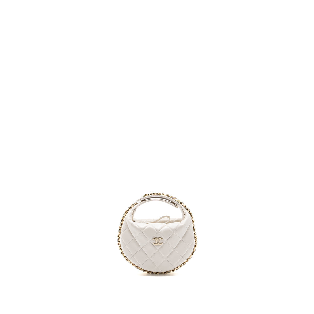CHANEL 23C ROUND CLUTCH LAMBSKIN WHITE LGHW (MICROCHIP)