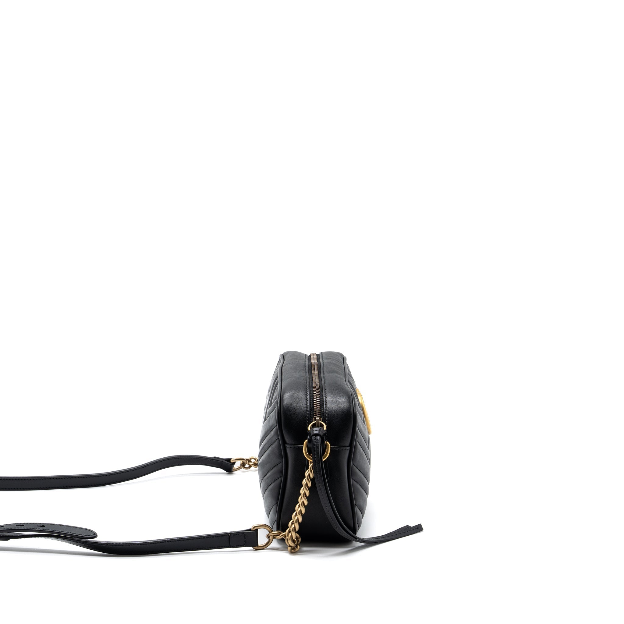 GUCCI GG MARMONT SMALL MATELASSÉ SHOULDER BAG