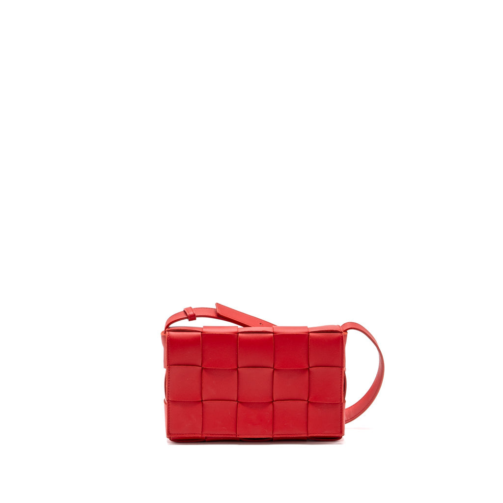 BOTTEGA VENETA CASSETTE BAG LAMBSKIN RED GHW