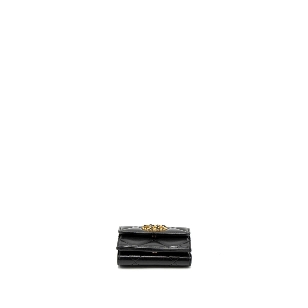 CHANEL 19 FLAP COMPACT WALLET LAMBSKIN BLACK GHW (MICROCHIP)