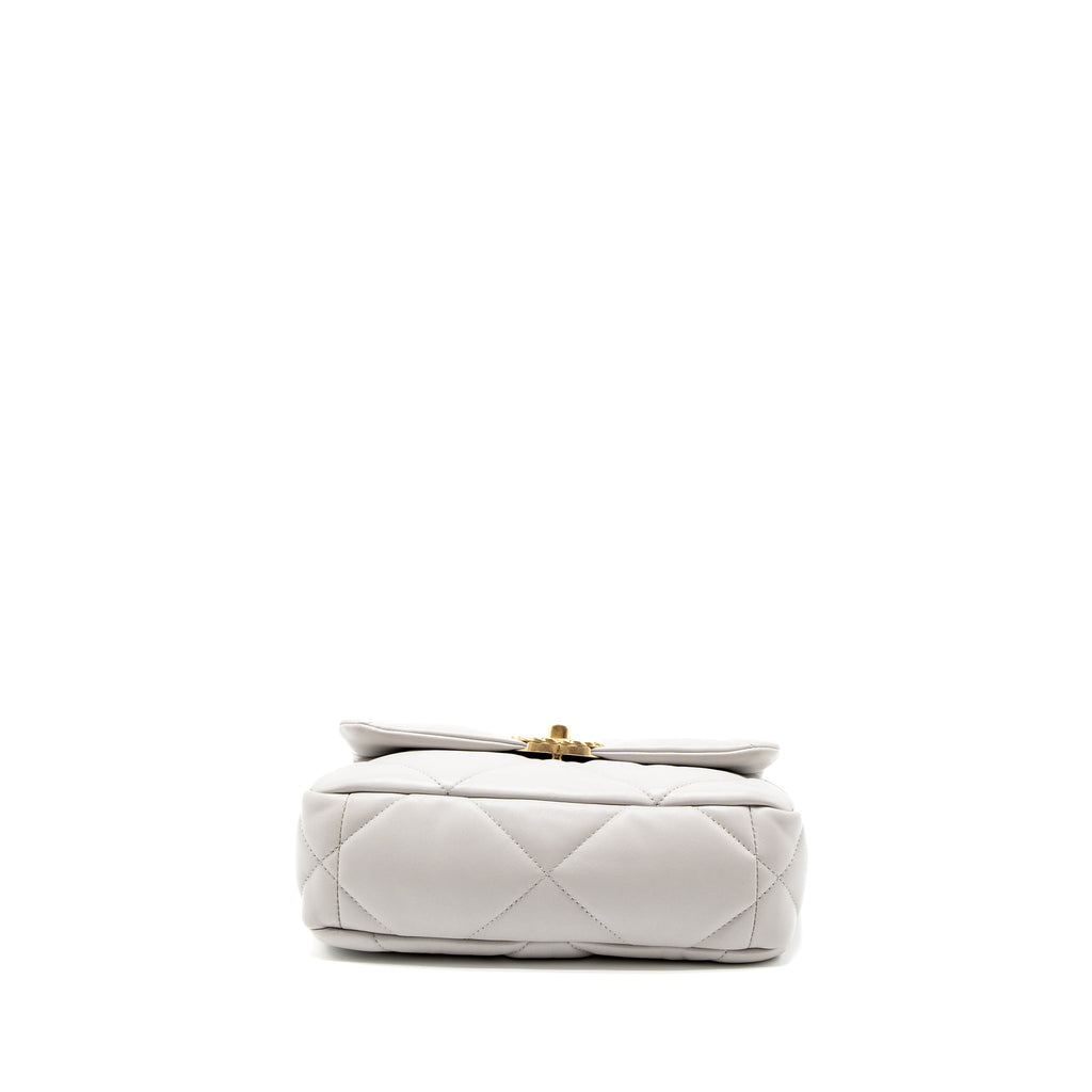 CHANEL SMALL 19 BAG LAMBSKIN LIGHT GREY MULTICOLOUR HARDWARE (MICROCHIP)