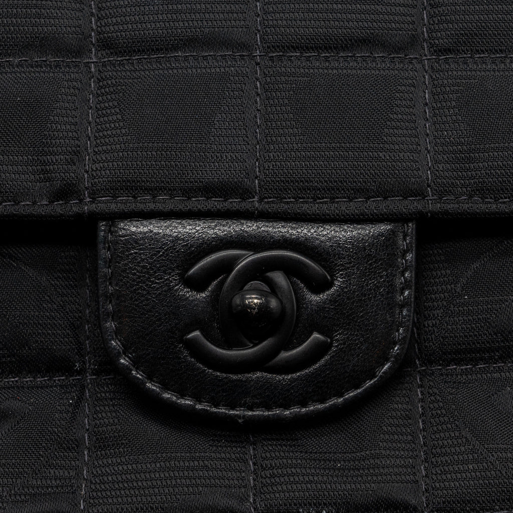 CHANEL VINTAGE FLAP BAG FABRIC BLACK WITH BLACK HARDWARE