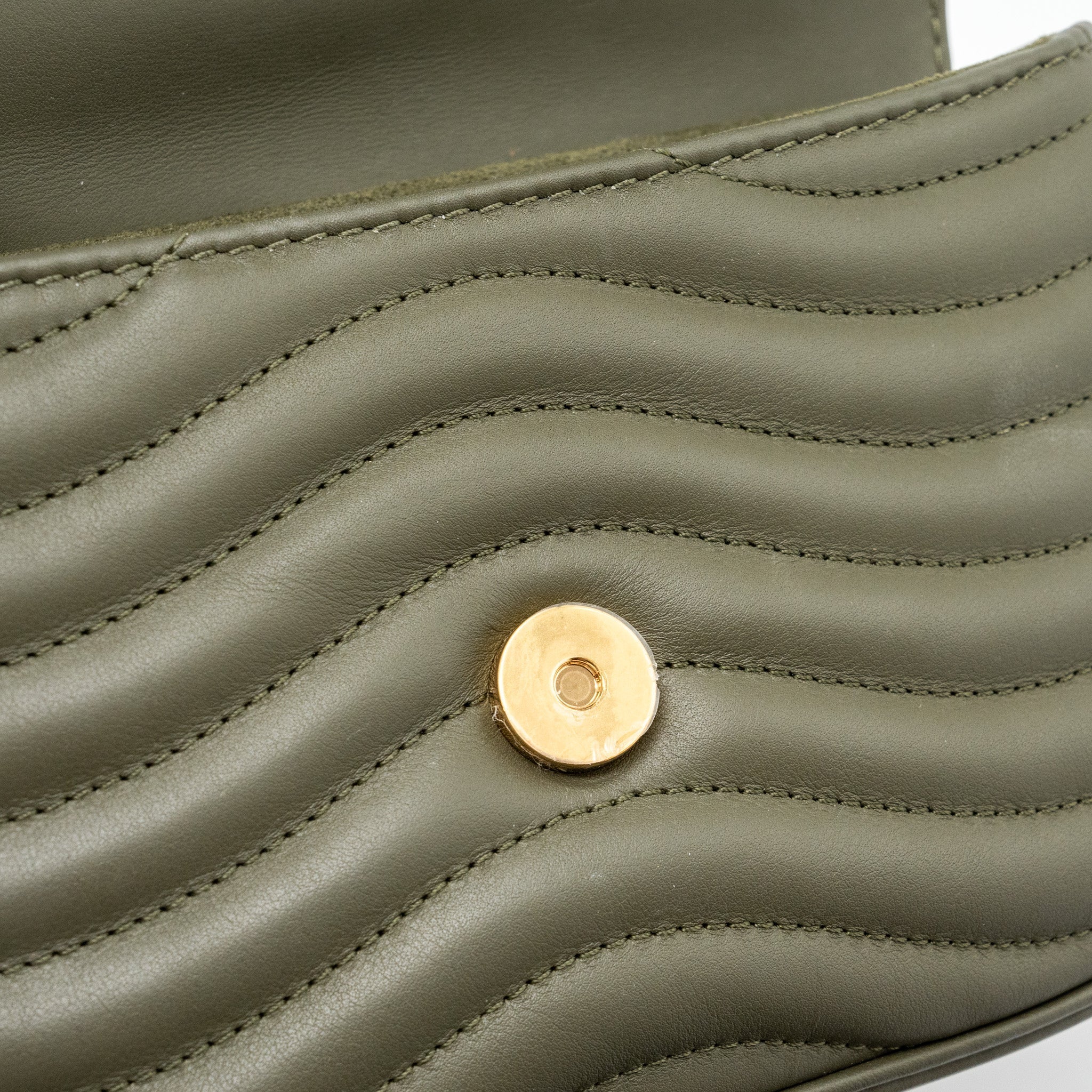 LOUIS VUITTON NEW WAVE MULTI POCHETTE CALFSKIN KAKI GREEN GHW