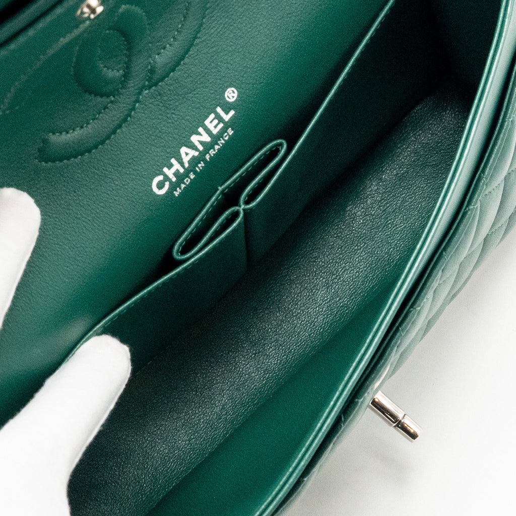 CHANEL MEDIUM CLASSIC DOUBLE FLAP BAG LAMBSKIN GREEN SHW