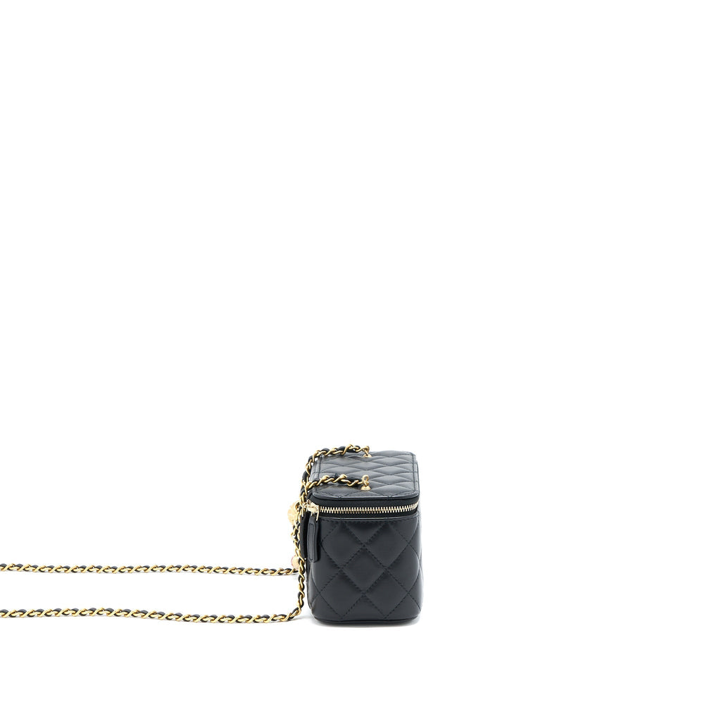 CHANEL 22A PEARL CRUSH LONG VANITY WITH CHAIN LAMBSKIN BLACK GHW