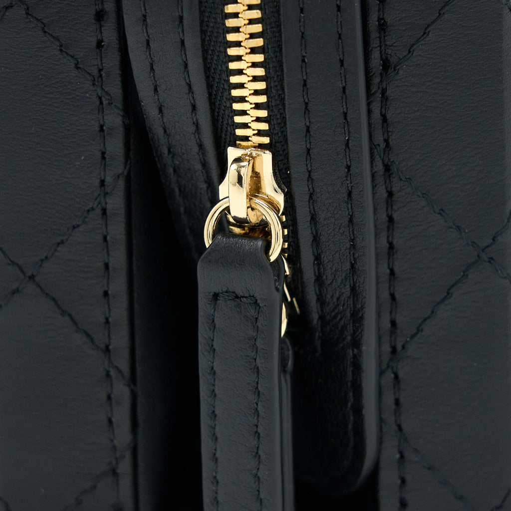 CHANEL 22B SMALL VANITY CASE CALFSKIN BLACK GHW (MICROCHIP)