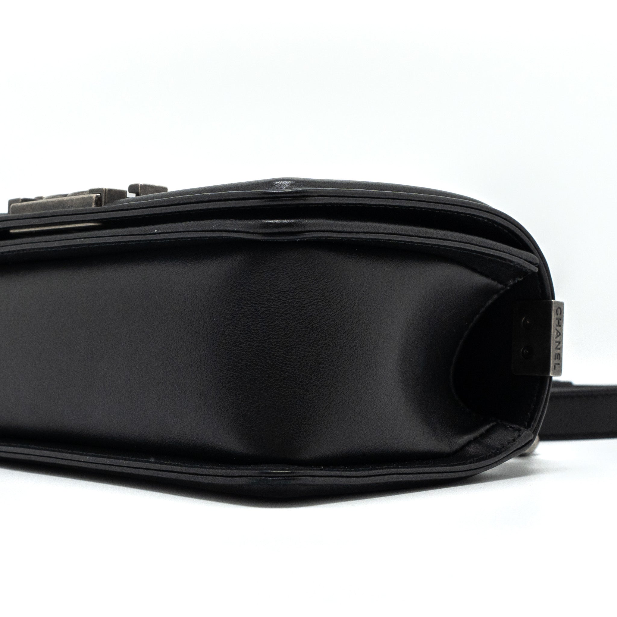 CHANEL SMALL BOY BAG CALFSKIN BLACK RUTHENIUM SILVER HARDWARE