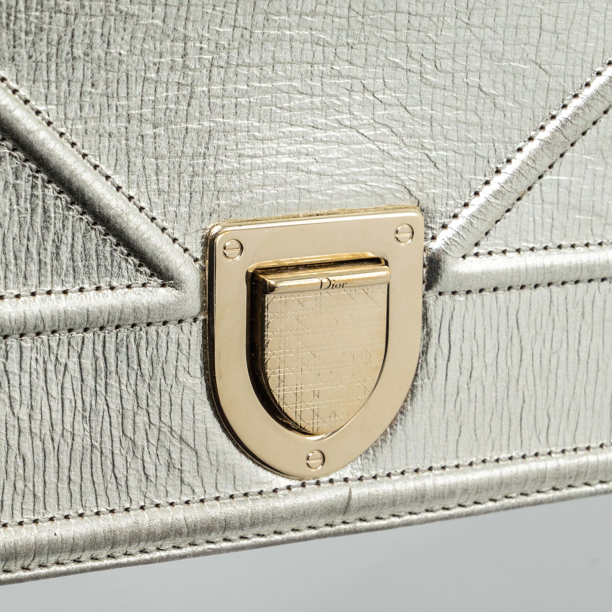 DIOR DIORAMA BAG GOATSKIN METALLIC SILVER LGHW