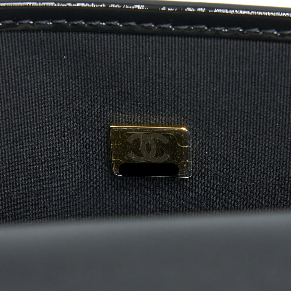 CHANEL 22K LARGE BACKPACK PATENT BLACK BRUSHED GHW (MICROCHIP)