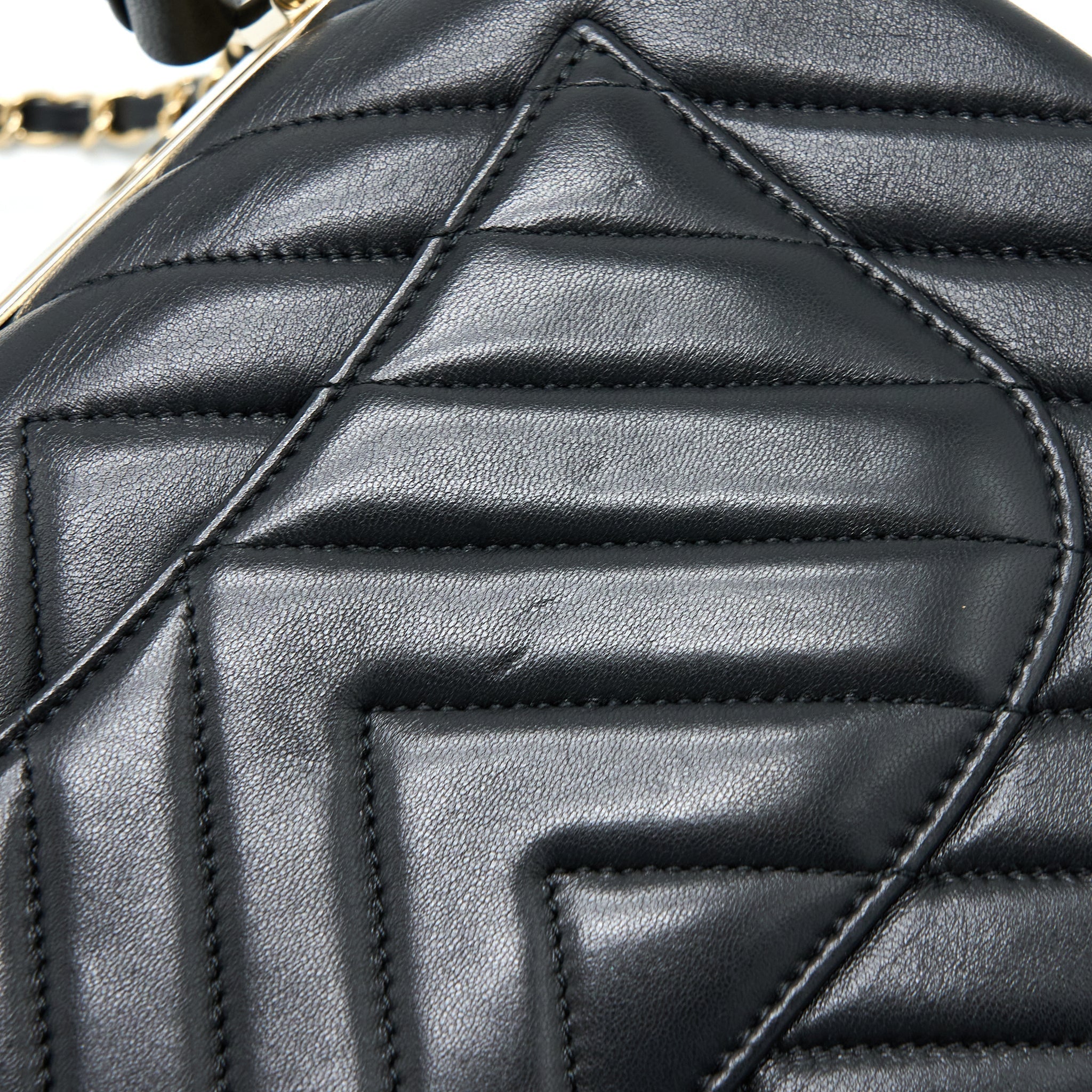 CHANEL CHEVRON TRENDY CC TOP HANDLE FLAP BAG LAMBSKIN BLACK LGHW