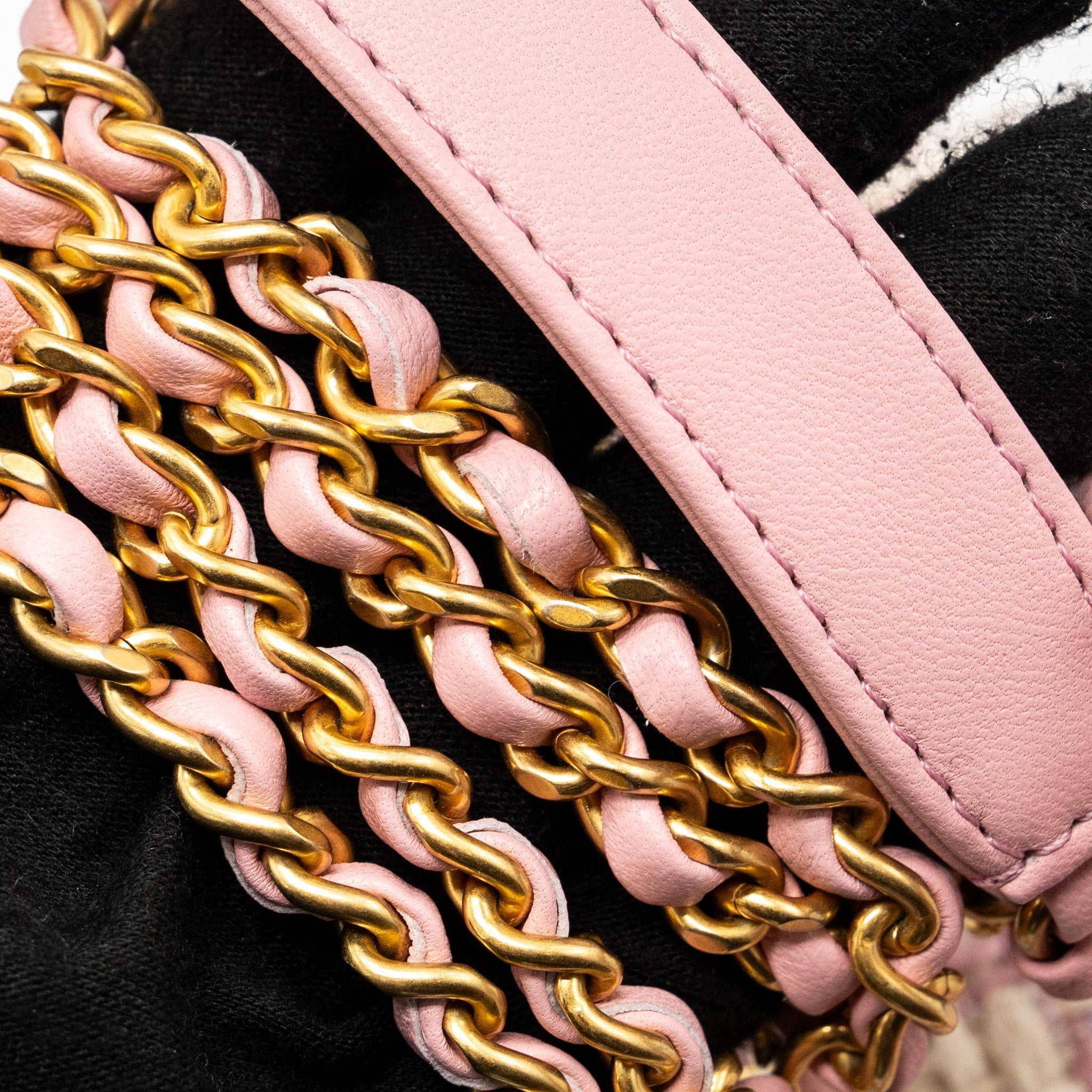CHANEL 23S TOP HANDLE SMALL VANITY CASE WITH CHAIN TWEED/LAMBSKIN PINK BRUSHED GHW(MICROCHIP)