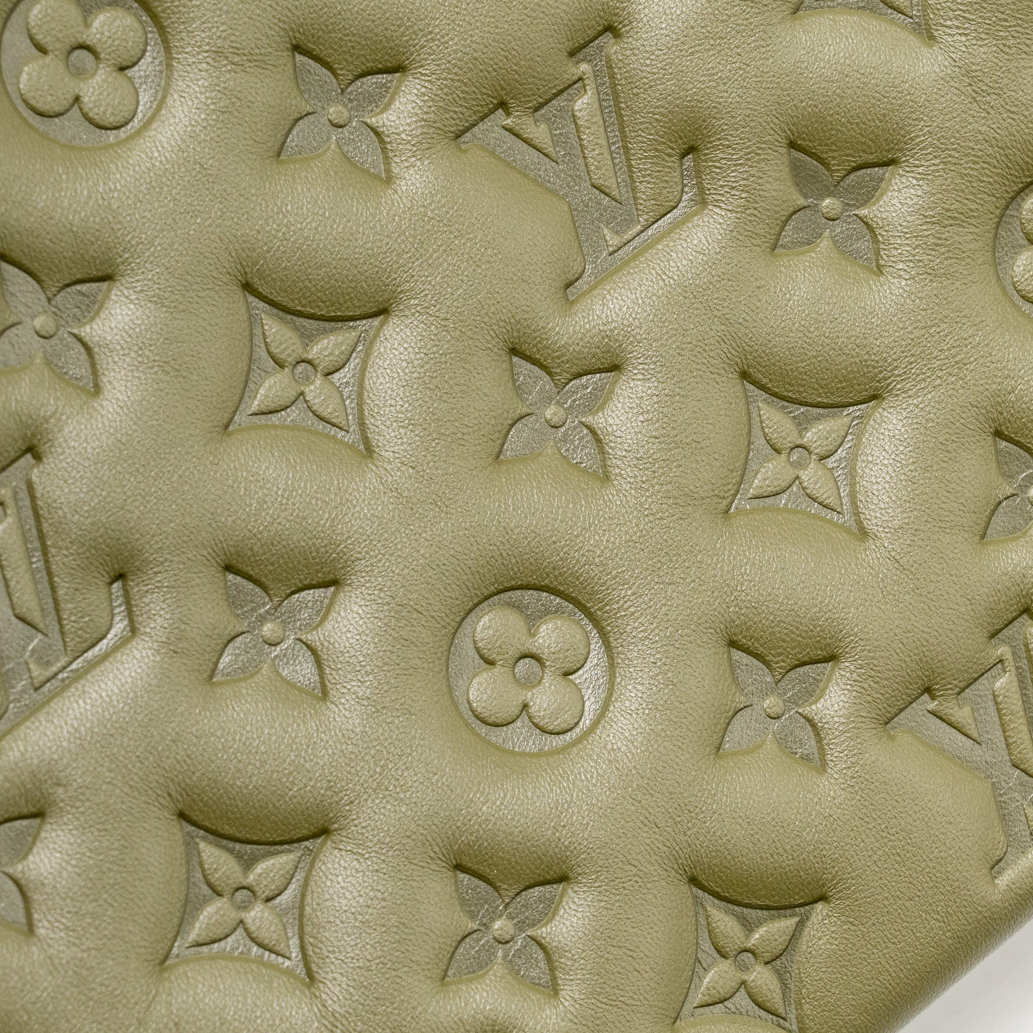 LOUIS VUITTON COUSSIN MM MONOGRAM-EMBOSSED PUFFY LAMBSKIN KHAKI GHW