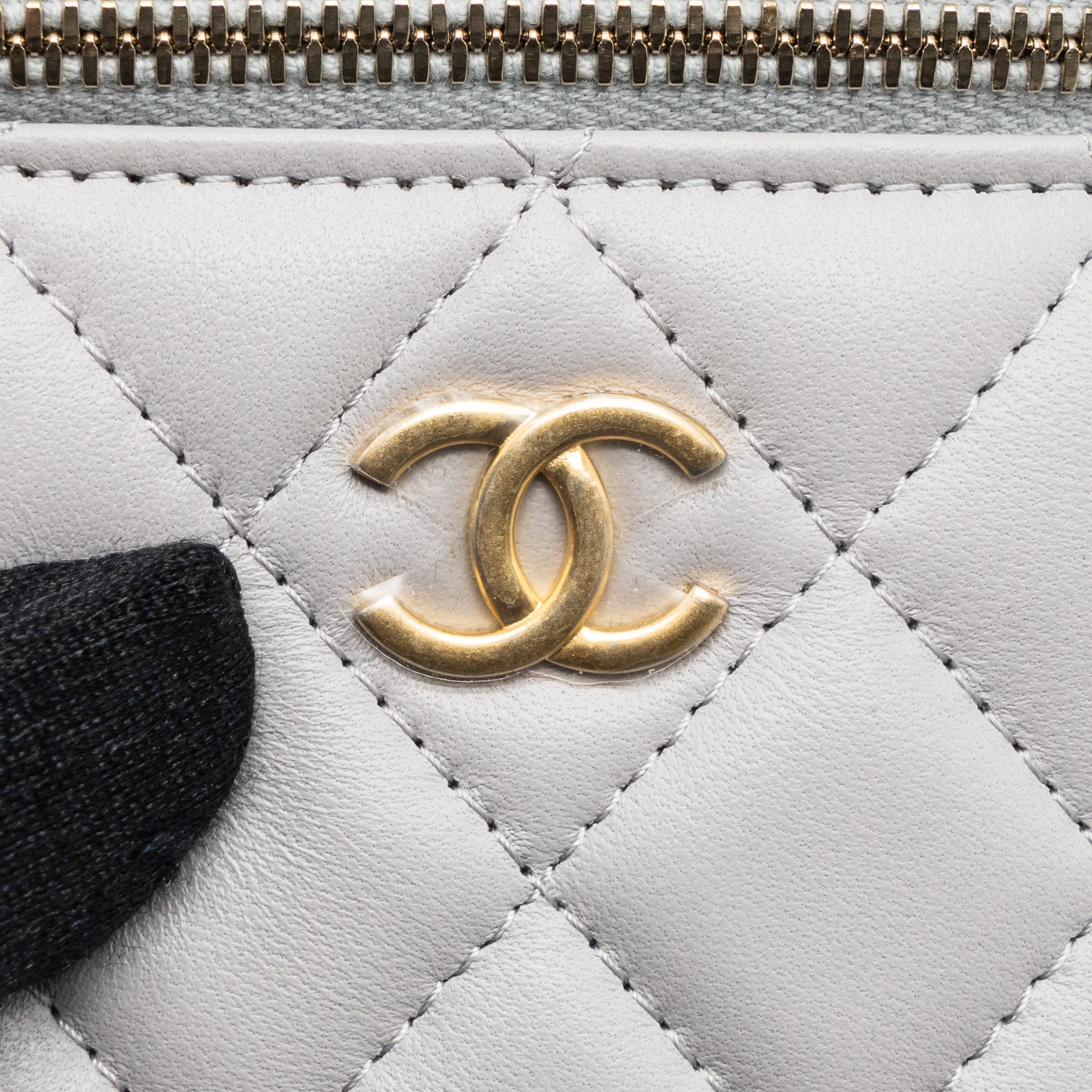 CHANEL TOP HANDLE MINI VANITY WITH CHAIN LIGHT GREY GHW