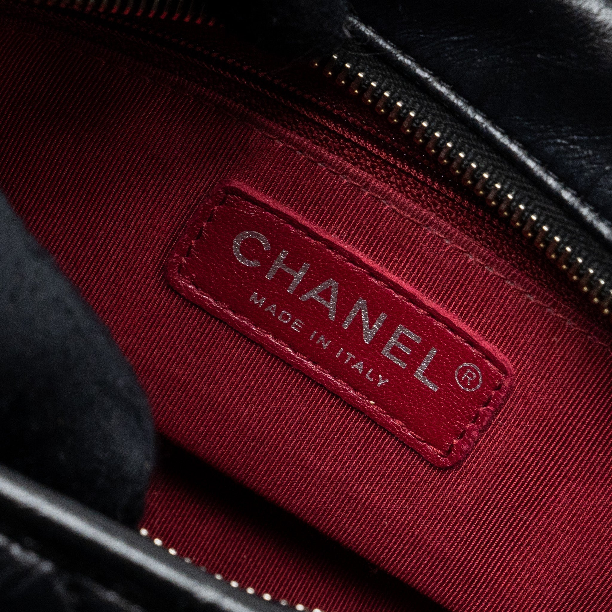 CHANEL CHEVRON SMALL GABRIELLE HOBO BAG CALFSKIN BLACK MULTICOLOR HARDWARE