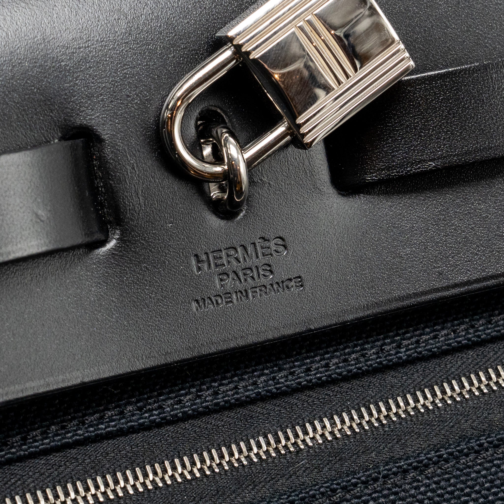 HERMES HERBAG 31 ZIP BAG CANVAS / HUNTER LEATHER BLACK SHW