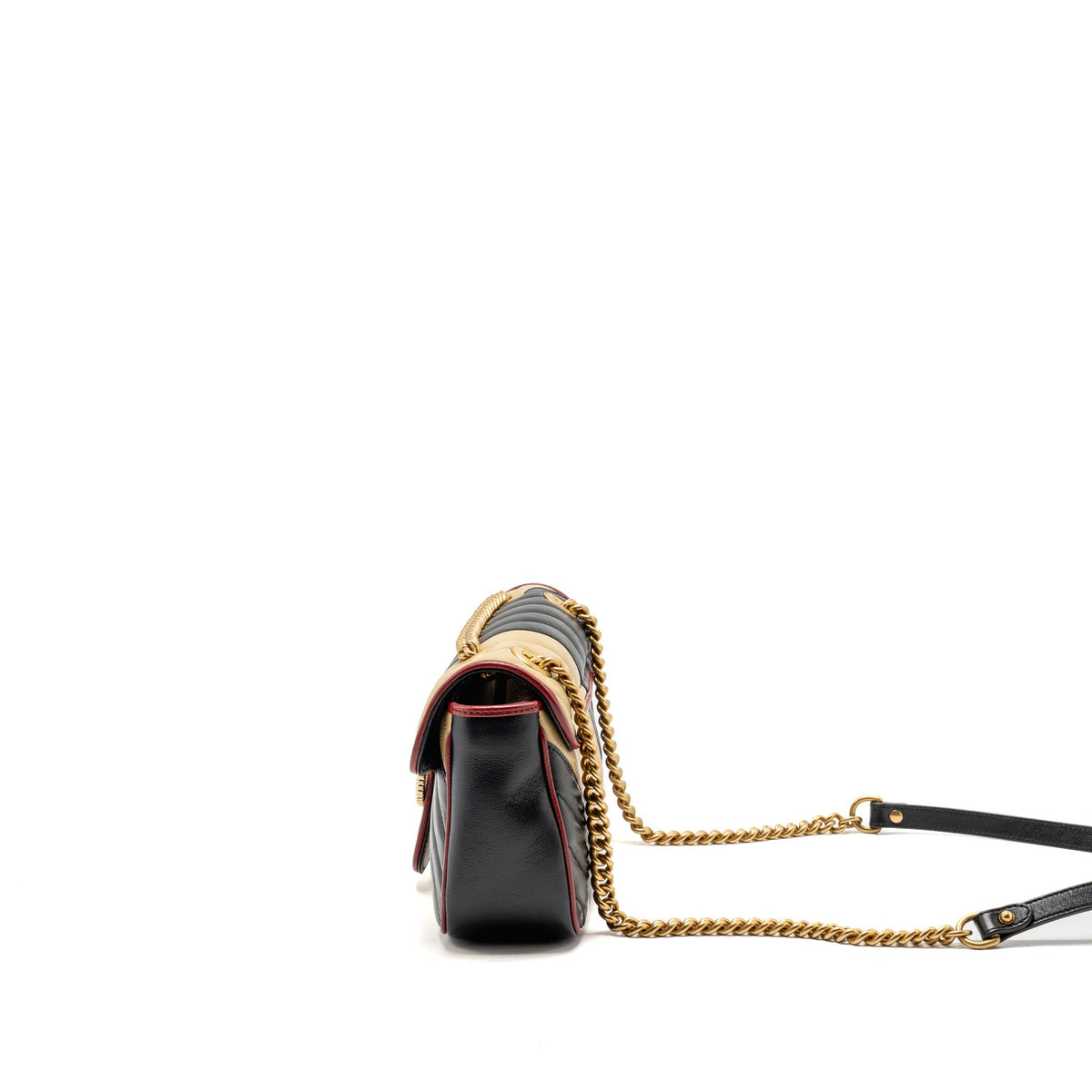 Gucci Medium GG Marmont Flap Bag Calfskin Black / Beige GHW