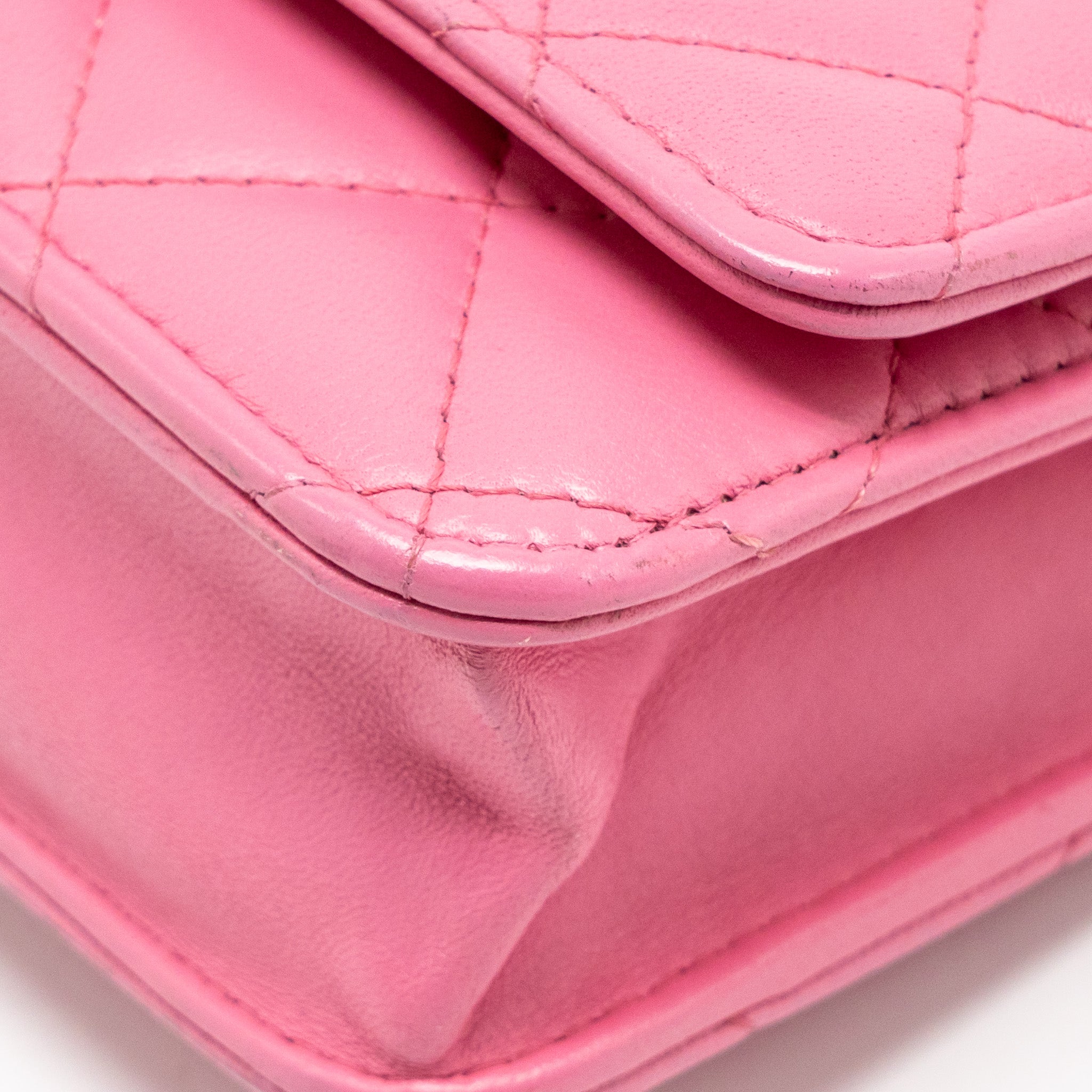 CHANEL CLASSIC WALLET ON CHAIN LAMBSKIN PINK SHW