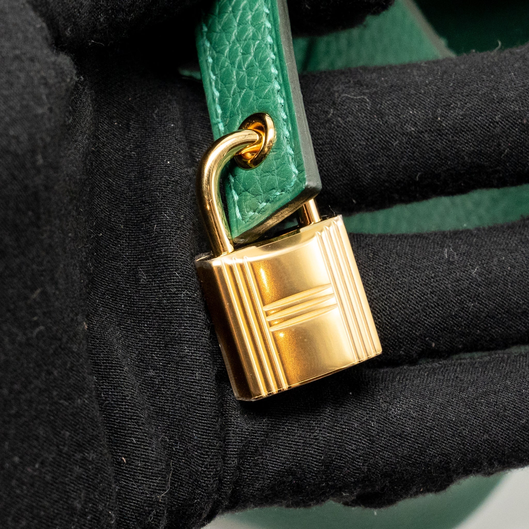 HERMES PICOTIN 18 LOCK BAG CLEMENCE VERT MOYEN GHW