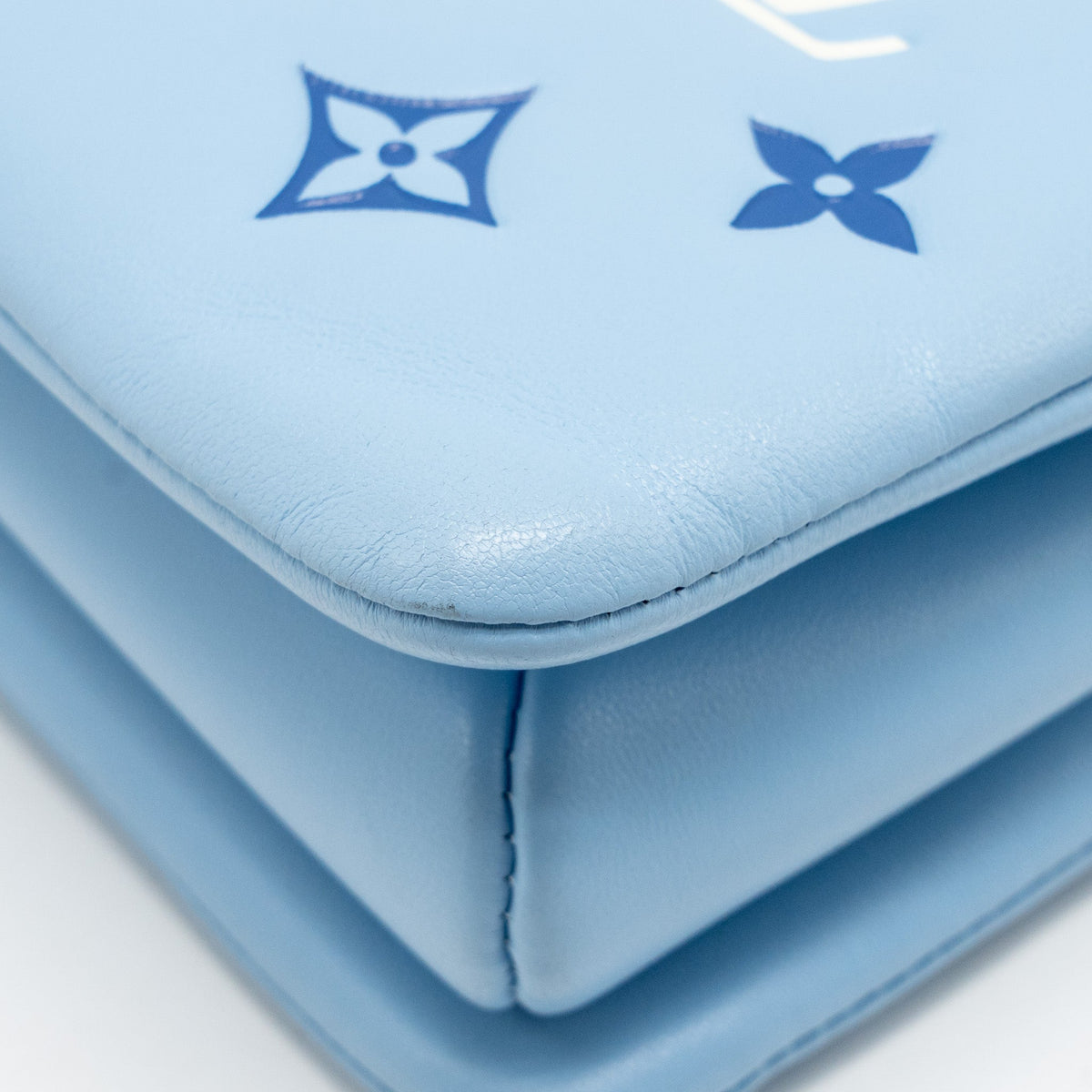 LOUIS VUITTON COUSSIN PM LAMBSKIN BABY BLUE GHW