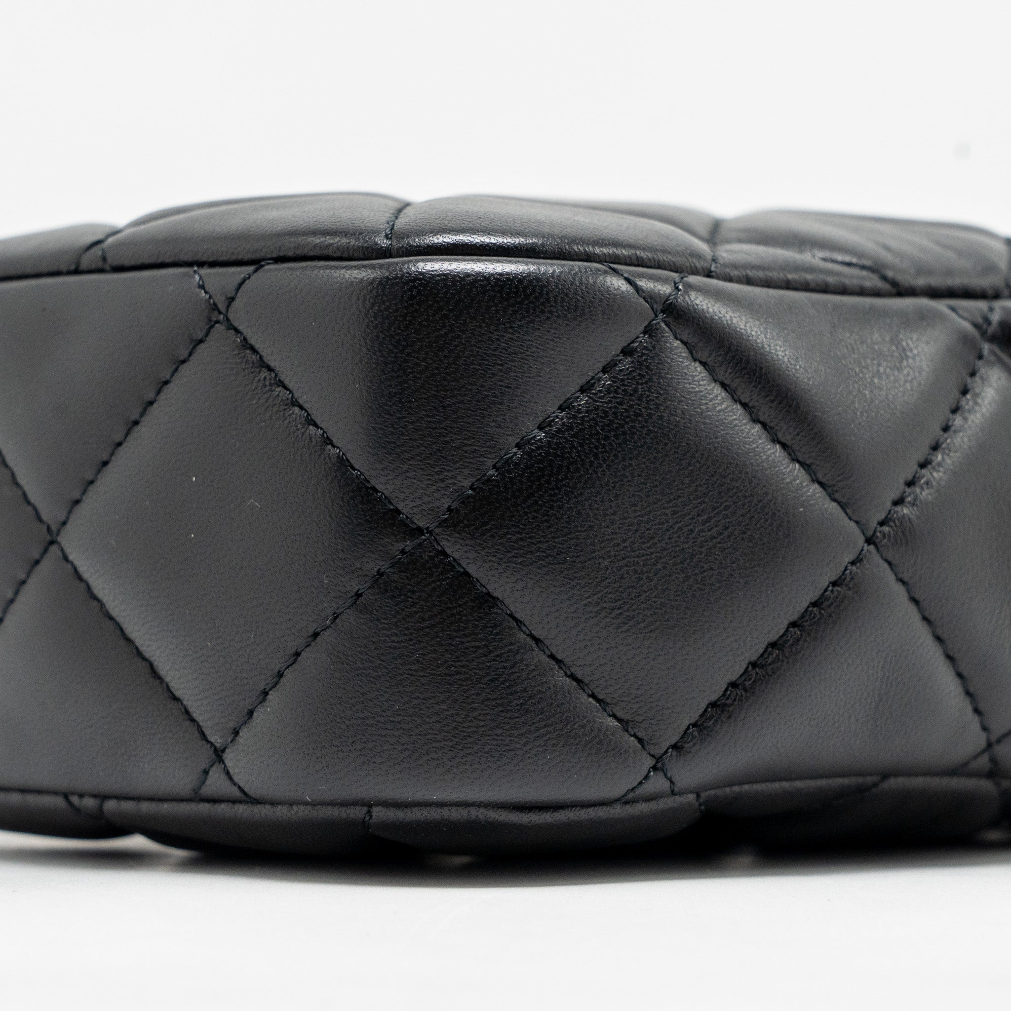 CHANEL 22C MY PERFECT MINI CAMERA CASE WITH CHAIN LAMBSKIN BLACK GHW (MICROCHIP)