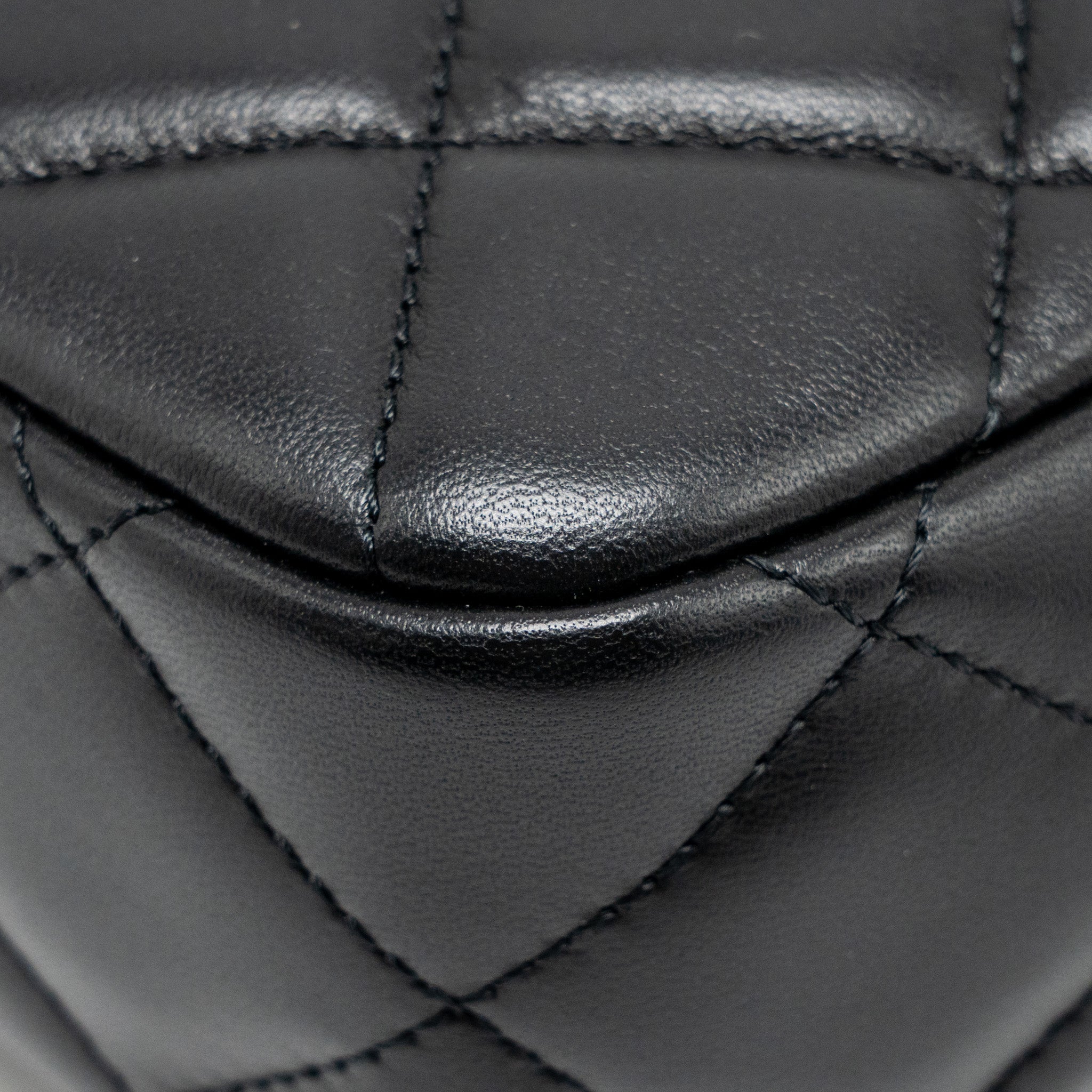 CHANEL 22C MY PERFECT MINI CAMERA CASE WITH CHAIN LAMBSKIN BLACK GHW (MICROCHIP)