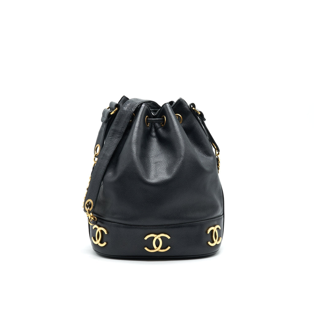 CHANEL VINTAGE CC LOGO PEARL CRUSH CAVIAR BUCKET BAG BLACK