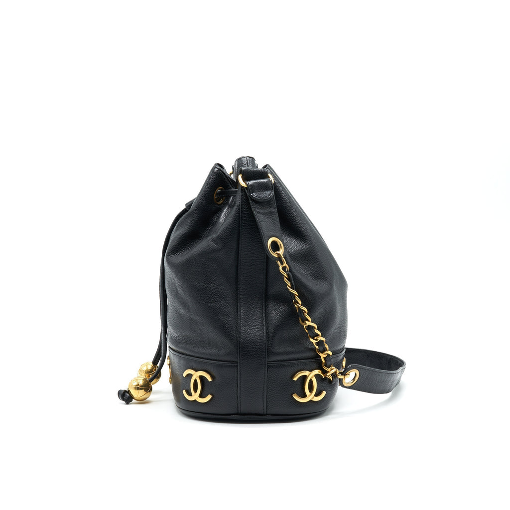 CHANEL VINTAGE CC LOGO PEARL CRUSH CAVIAR BUCKET BAG BLACK