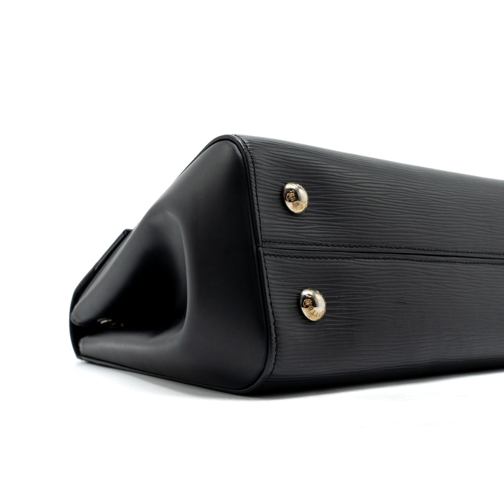 LOUIS VUITTON CLUNY MM EPI BLACK SHW