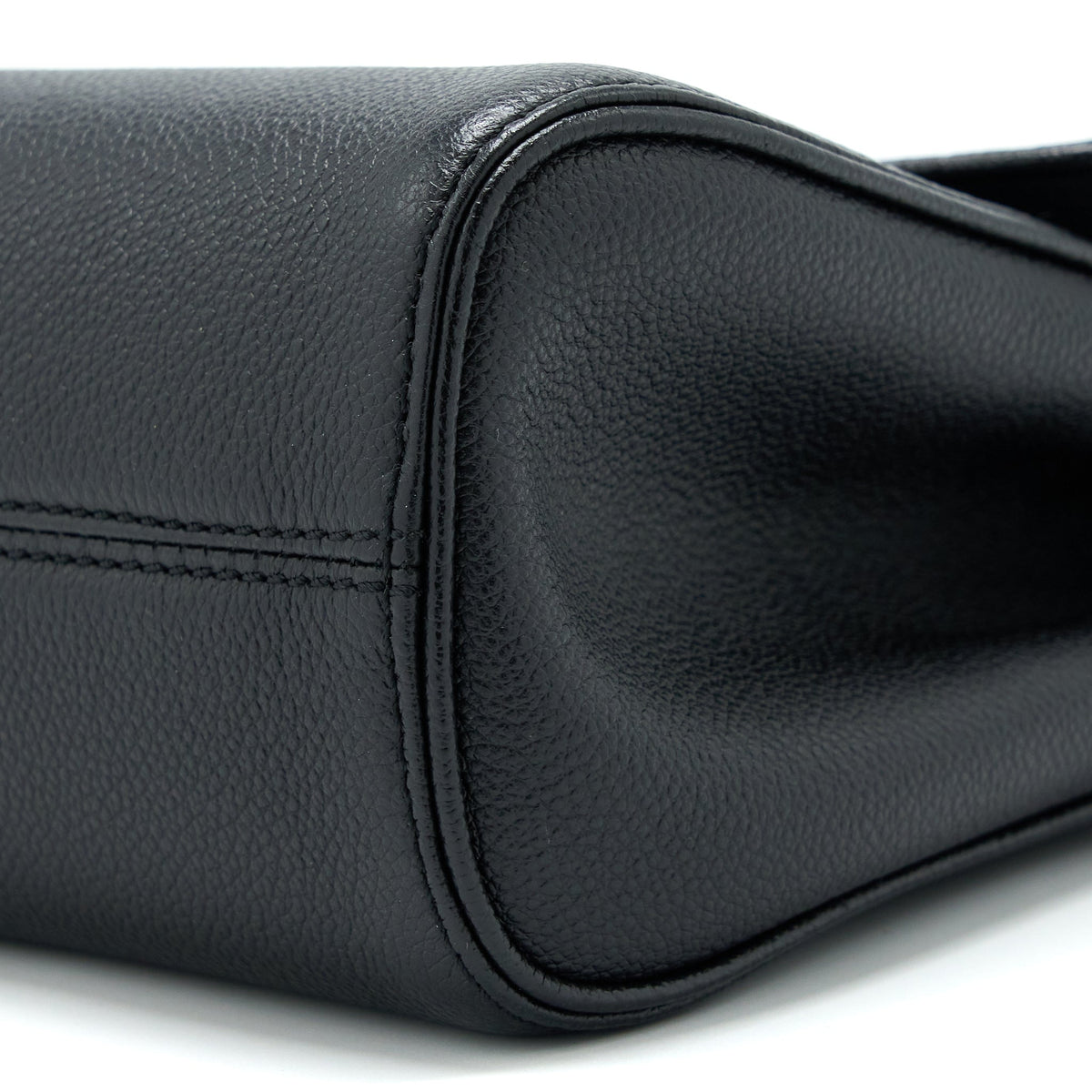 LOUIS VUITTON SAINT GERMAIN CHAIN EMPREINTE BLACK GHW