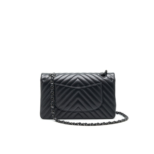 CHANEL CHEVRON MEDIUM CLASSIC DOUBLE FLAP BAG SO BLACK