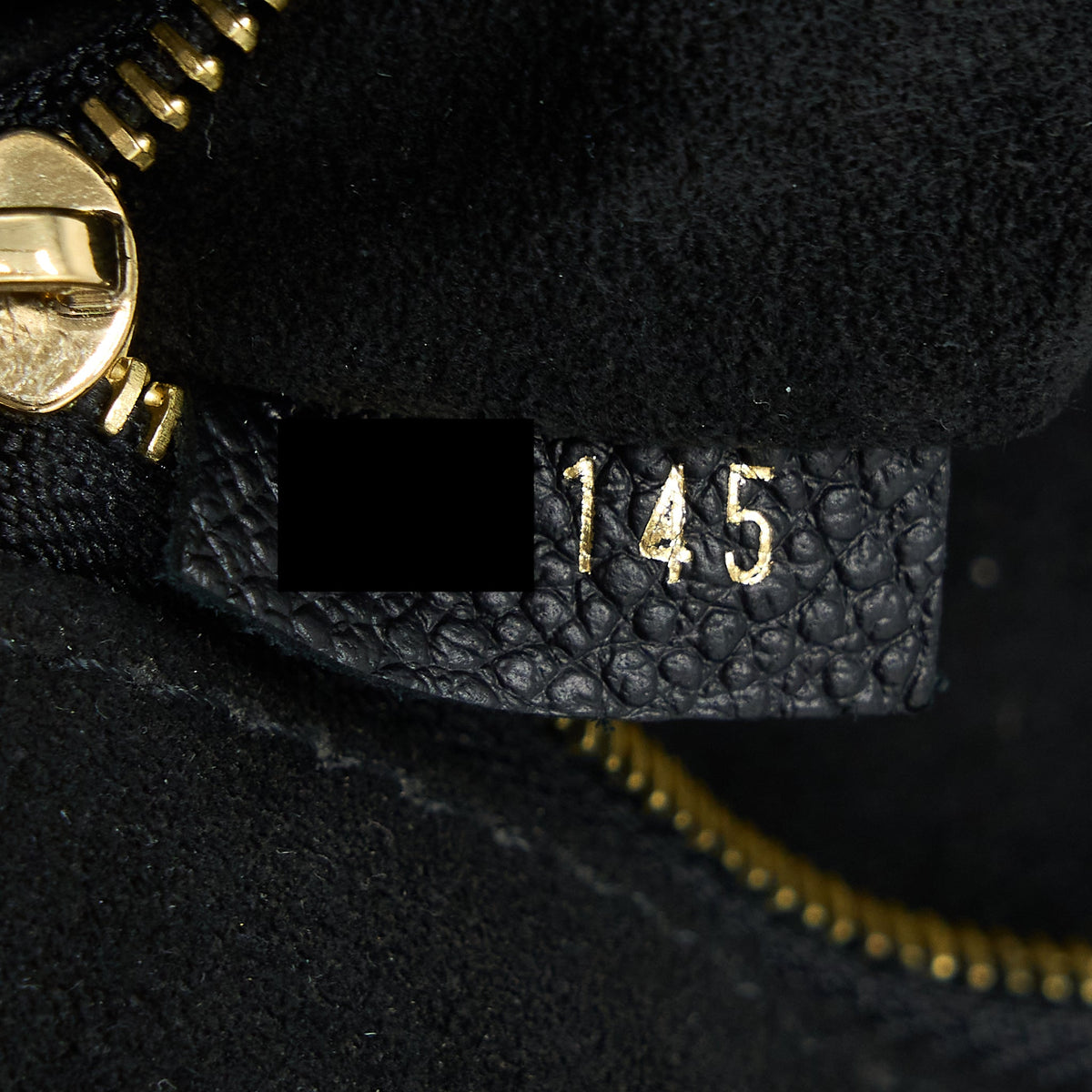 LOUIS VUITTON SAINT GERMAIN CHAIN EMPREINTE BLACK GHW